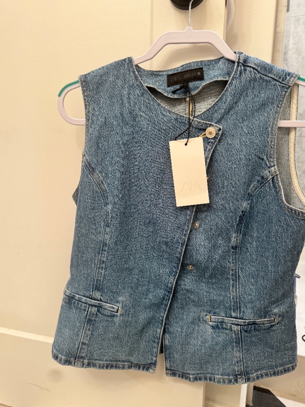 Zara Vest